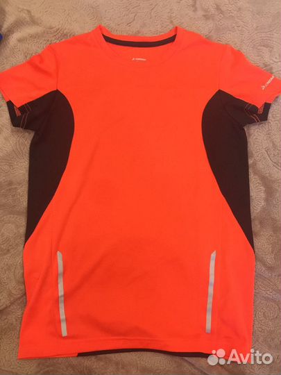 Футболки спортивные