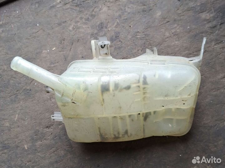 Расширительный бачок renault fluence