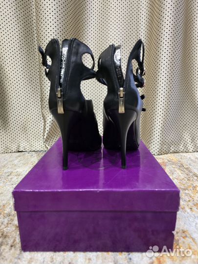 Босоножки женские Sasha Fabiani