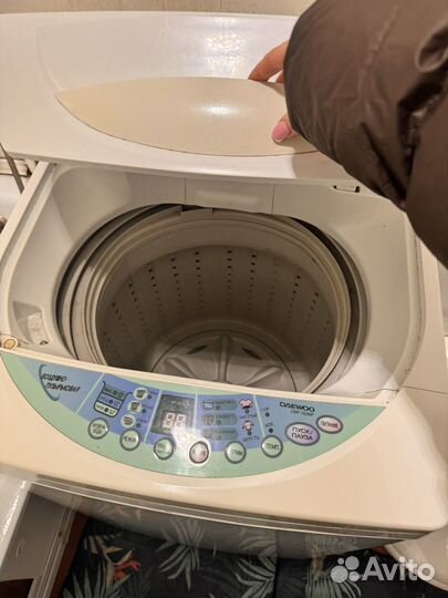 Стиральная машина с вертикальной загрузкой