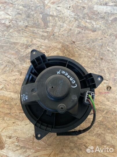 Мотор печки Ford Transit Connect TC7 1.8L duratorq