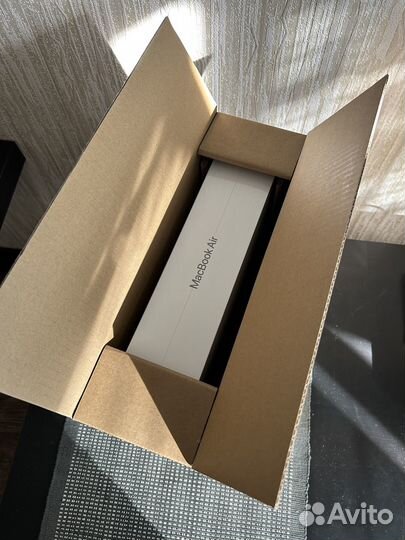 Apple Mac Book Air 2020 M1 8/256 новый рст