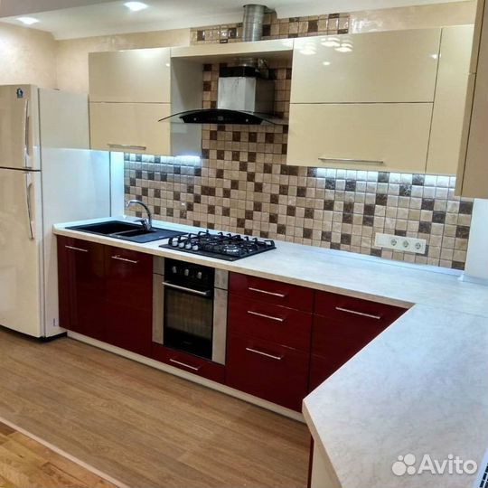 Гарнитур кухонный встроенный