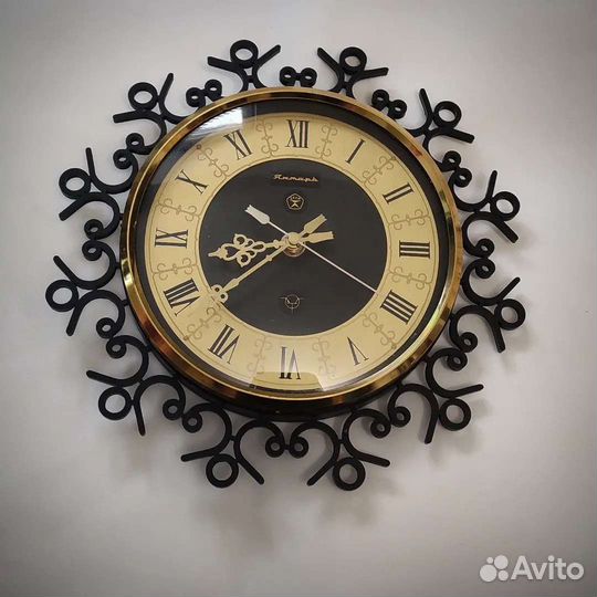Часы настенные СССР Янтарь