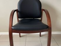 Кресло для посетителей