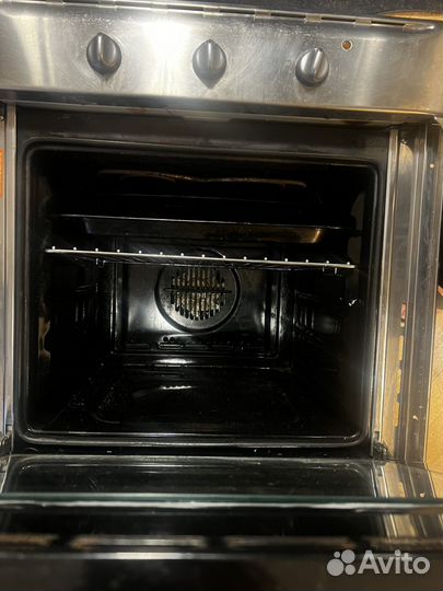 Духовка электрическая встраиваемая бу