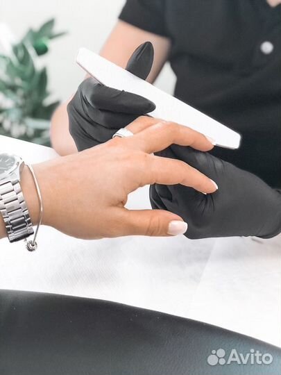 Требются модели на маникюр с покрытием