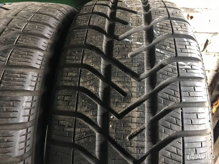 Pirelli Winter 190 Snowcontrol 195/50 R15