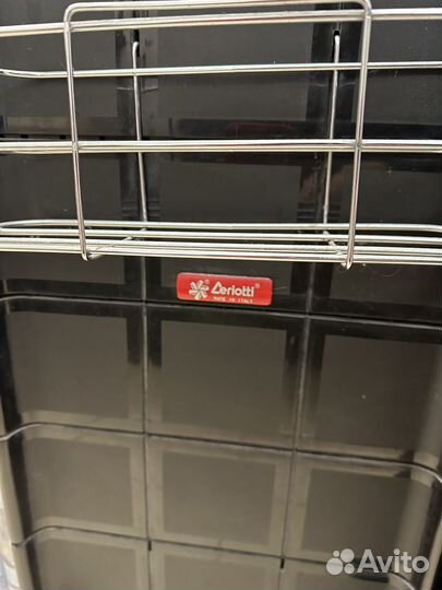 Тележка парикмахерская