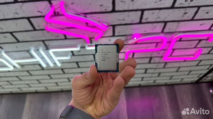 Процессор Intel Core i5-12600KF