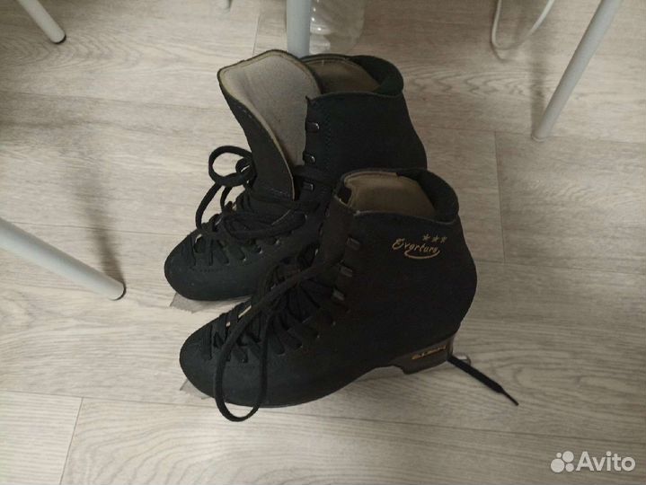 Фигурные коньки edea media in italy