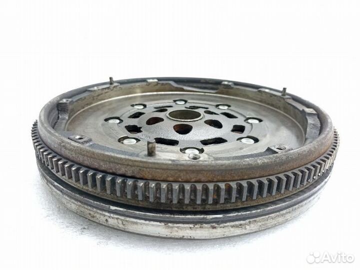 Маховик МКПП Volkswagen Golf 5 2.0 FSI 2007