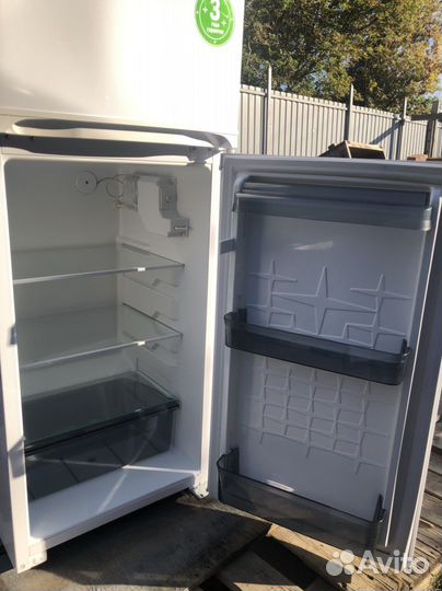 Холодильник бу Саратов 264
