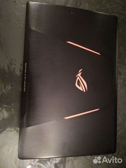 Ноутбук Asus ROG Strix/ i7-7700HQ /1050ti /16 озу