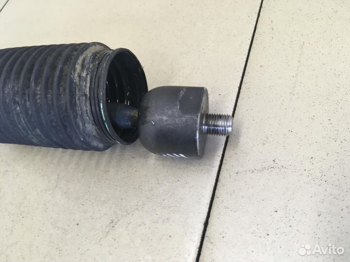 Тяга рулевая левая Hi Lux 2015