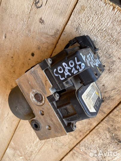Блок Abs Toyota Corolla 120