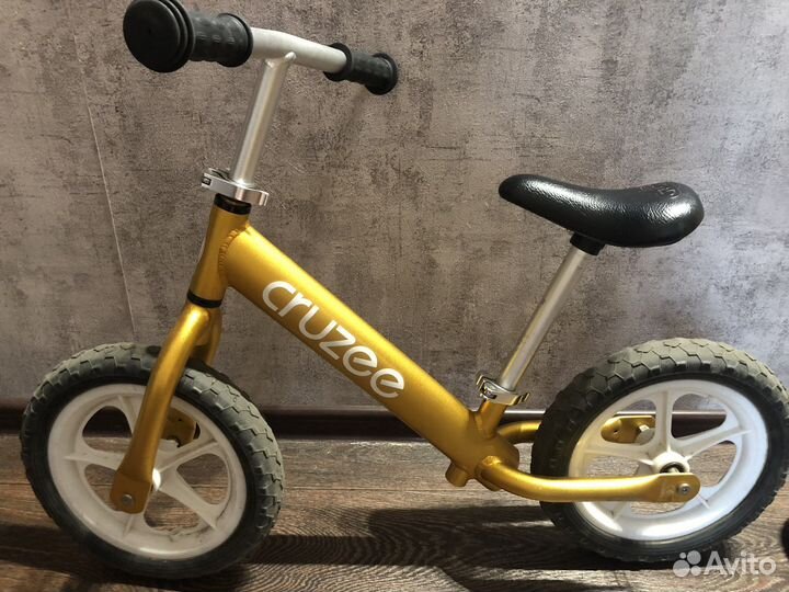 Беговел cruzee