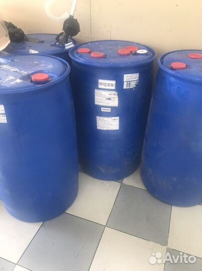 Бочка пластиковая 270 килограмм из под сарбидола