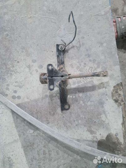 Kawasaki zzr 400 600 кронштейн радиатора