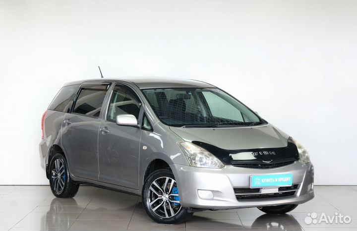 Toyota Wish, 2008