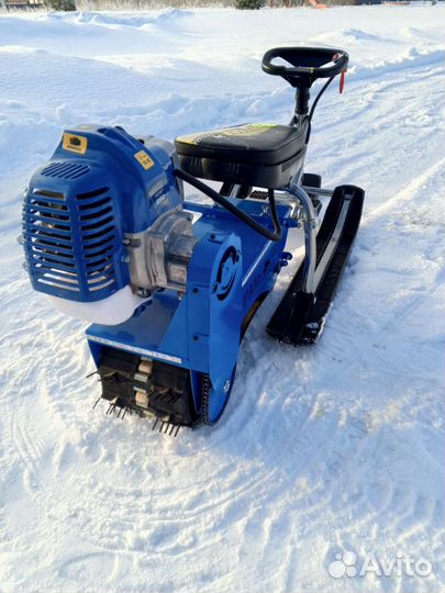 Детский снегокат с мотором