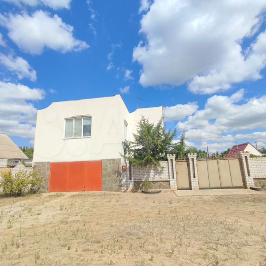 Коттедж 171,3 м² на участке 10,7 сот.