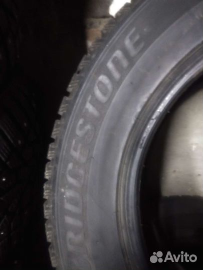 Bridgestone Blizzak Ice 225/65 R17