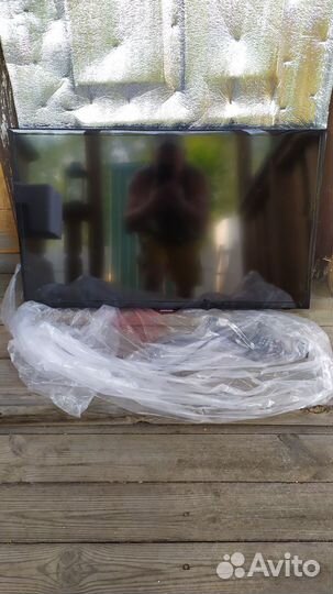 Телевизор на запчасти