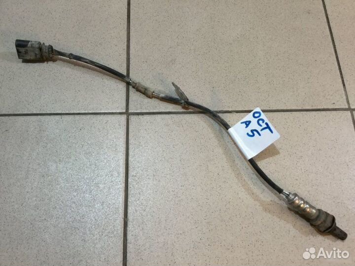 Датчик кислородный) лямбдазонд Skoda Octavia A5 1Z