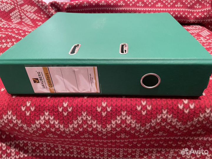 Папка- накопитель, Дырокол