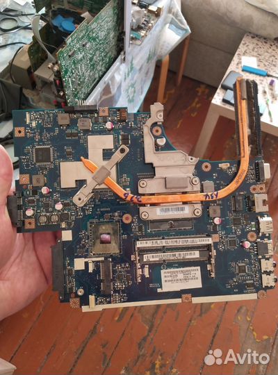 Материнская плата с процессором