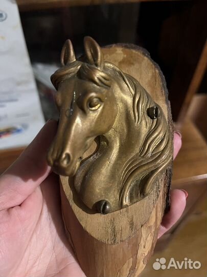 Позолоченная бронзовая статуэтка Голова Лошади