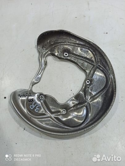 Кожух тормозного диска(задний правый)