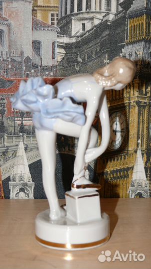 Продаю фарфорувую статуэтку периода СССР 