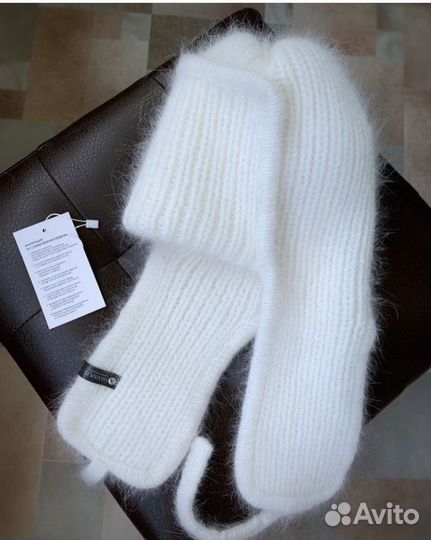 Шапка ушанка из ангоры 56-58р./ручная работа