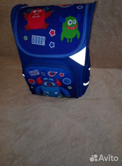 Ранец, буквы и цифры