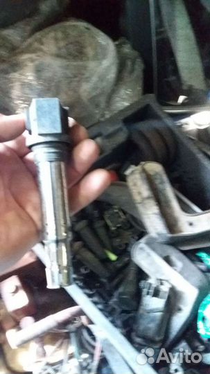 Фольцваген поло 2012г 1.6 катушка зажигания