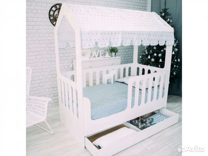 Детская кровать Домик