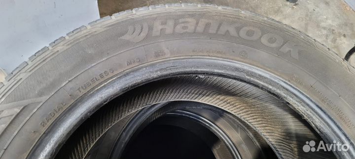 Hankook Radial 884 235/55 R17