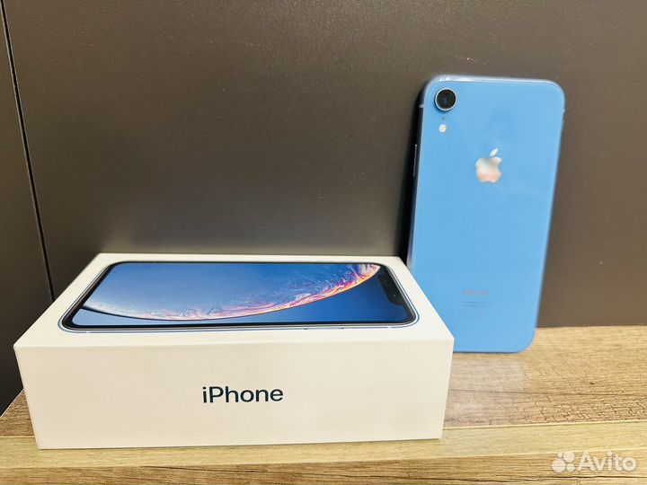 iPhone Xr, 64 ГБ