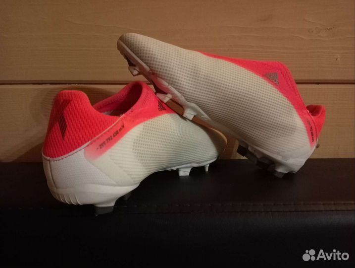 Футбольные бутсы adidas speedflow 3