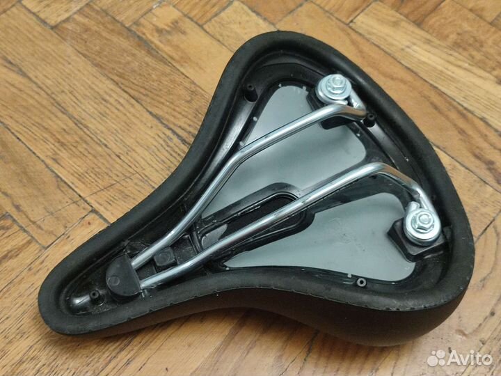 Велосипедное седло новое