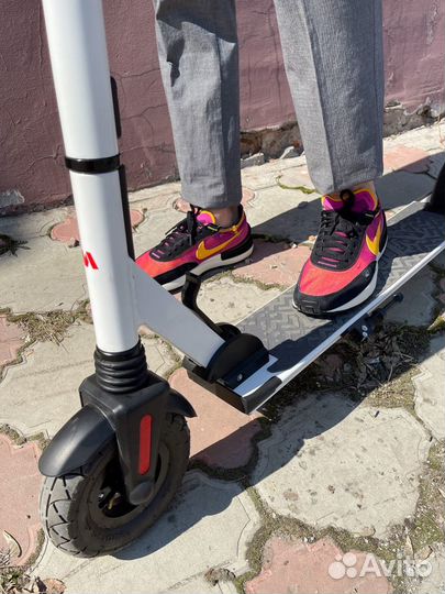 Электросамокат Midway