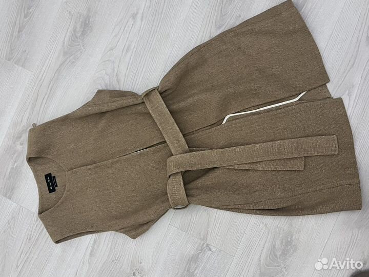 Кардиган /жилет/ безрукавка massimo dutti