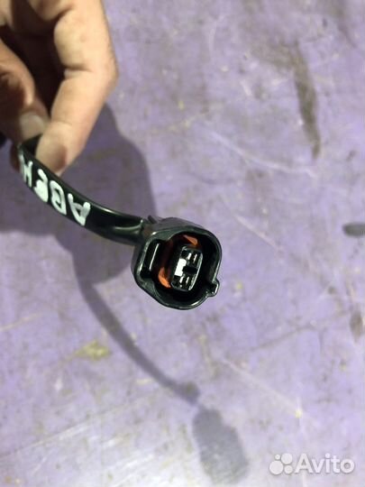 Проводка педали газа Toyota Avensis 2t250