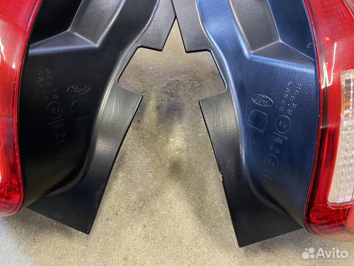 Задние фонари не диодные Ford Focus 3 хетчбек