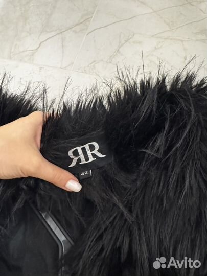 Шубка искусственная короткая