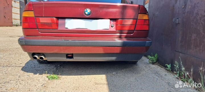 Задний бампер BMW 5 e34