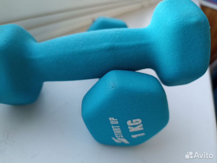 Гантели 1 кг