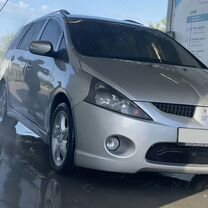 Mitsubishi Grandis 2.4 AT, 2003, 319 000 км, с пробегом, цена 757 000 руб.